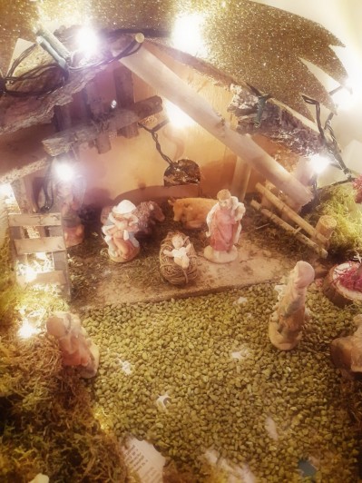 un bellissimo presepe natalizio 